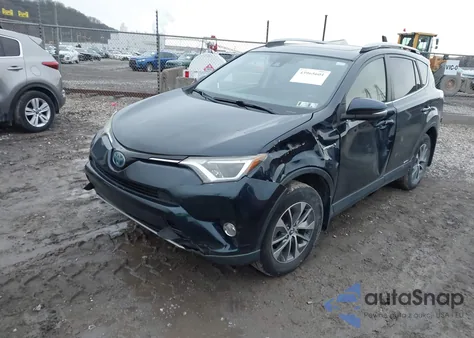 2017 Toyota Rav4 Hybrid Xle z USA, uszkodzony, nr VIN JTMRJREV3HD113569